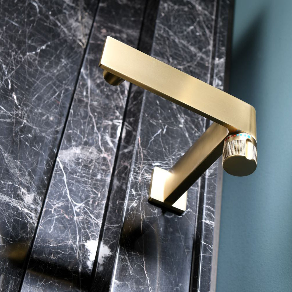 Avery| Single hole knob handle bathroom sink faucet