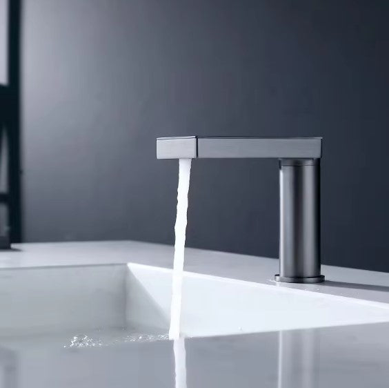 LIRA| Smart single hole bathroom faucet with motion sensor and digital display faucet