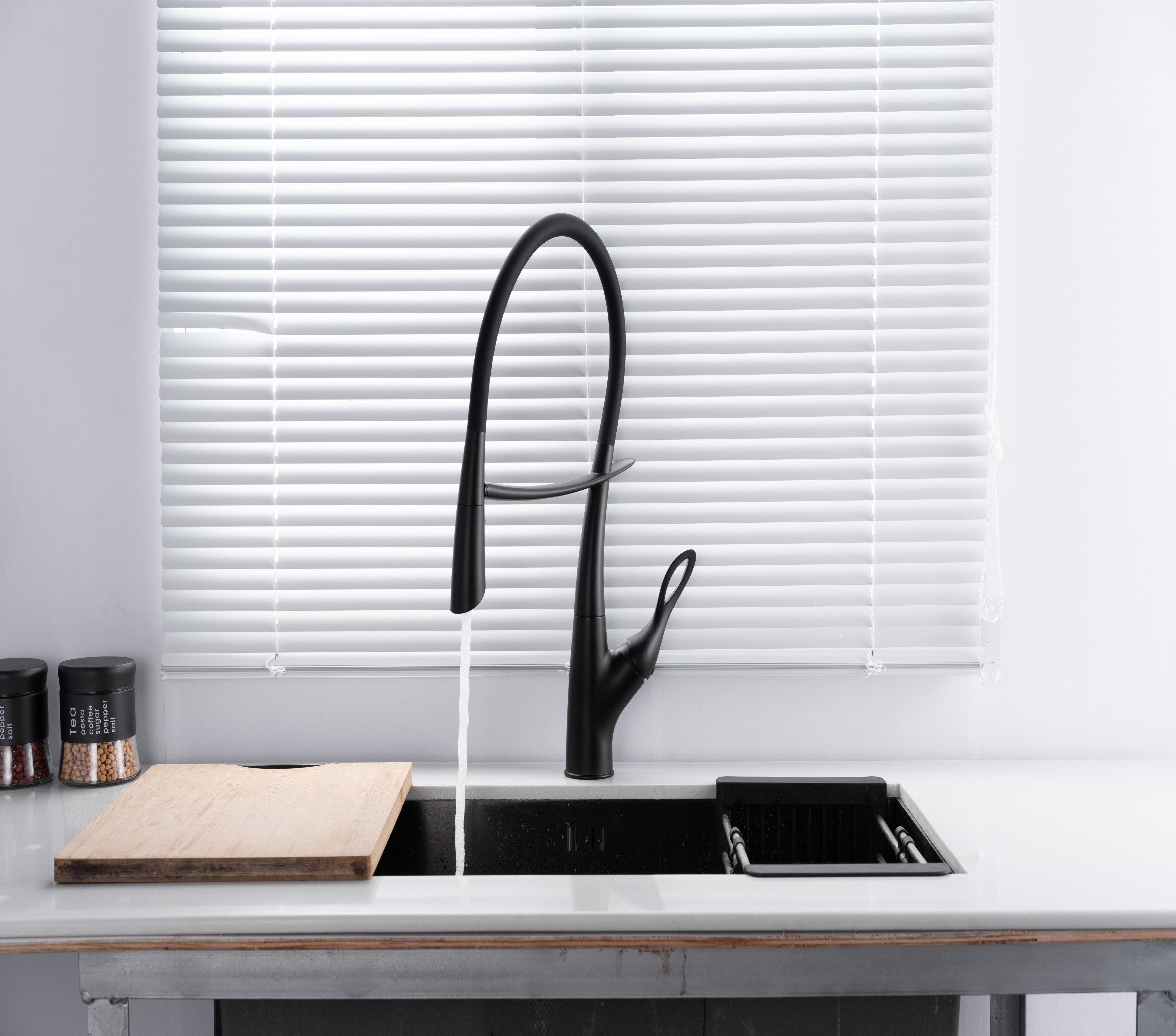 CANOPY|PULL DOWN KITCHEN FAUCET WITH SENSOR